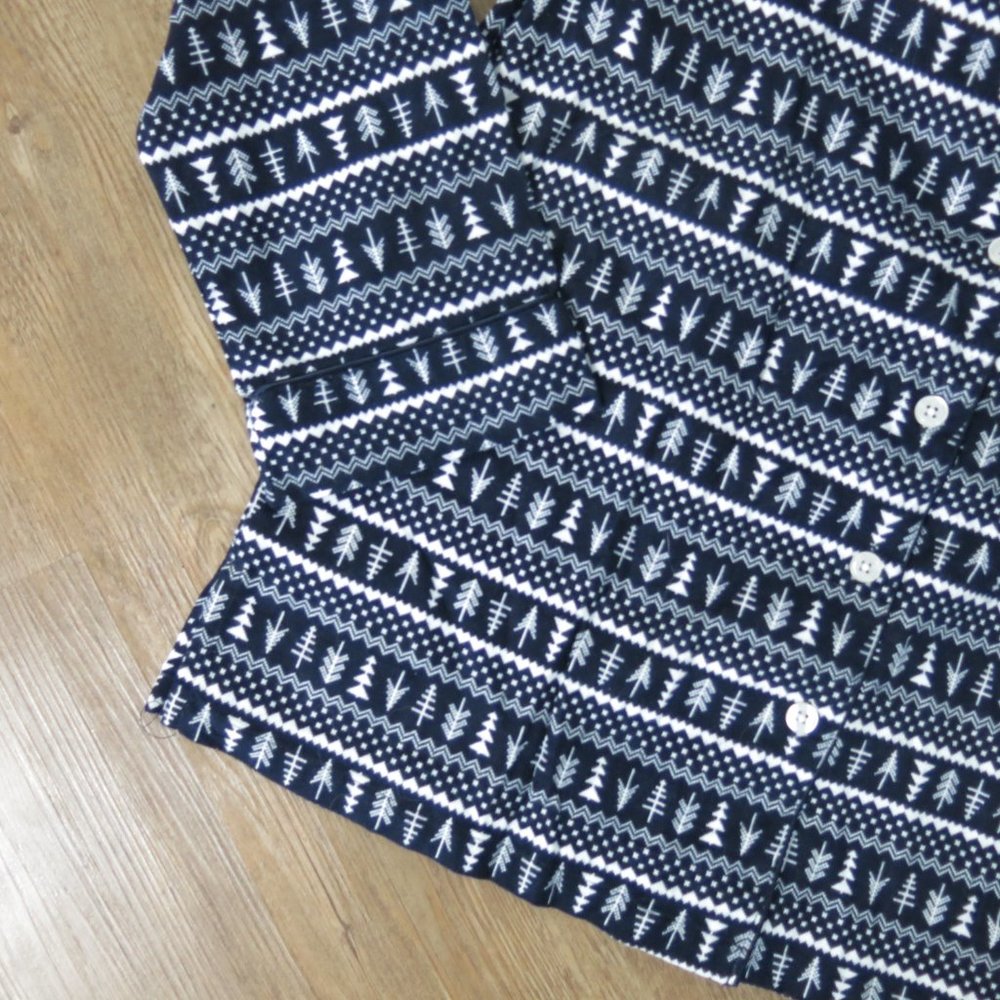 Joe Fresh Flannel Pajama Top Blue and White Print - Picture 4 of 7